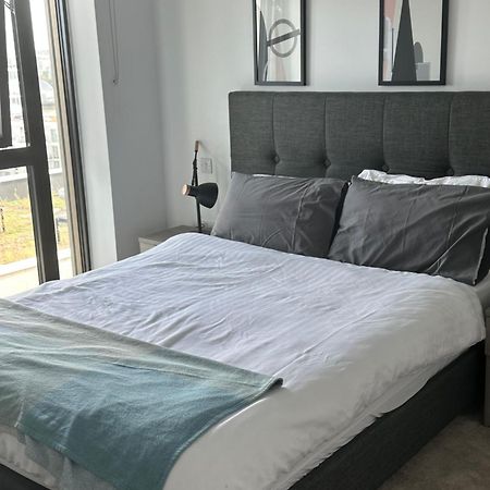Spacious Modern 1 Bed Apartment. Londres Extérieur photo