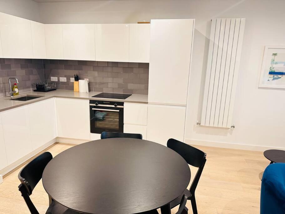 Spacious Modern 1 Bed Apartment. Londres Extérieur photo